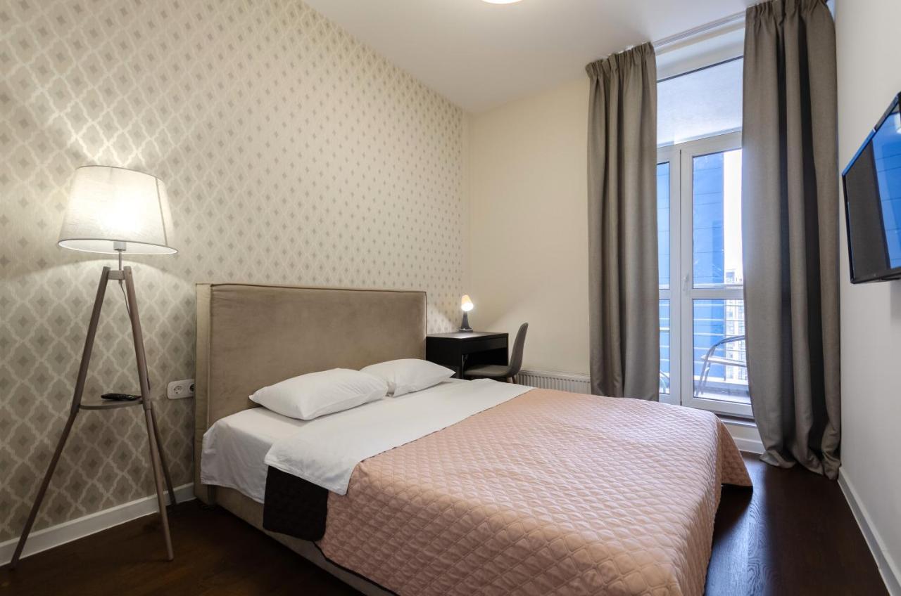 Petrovdom 408-467-471-277-377 In Central Park Cozy Apartments Киев Екстериор снимка