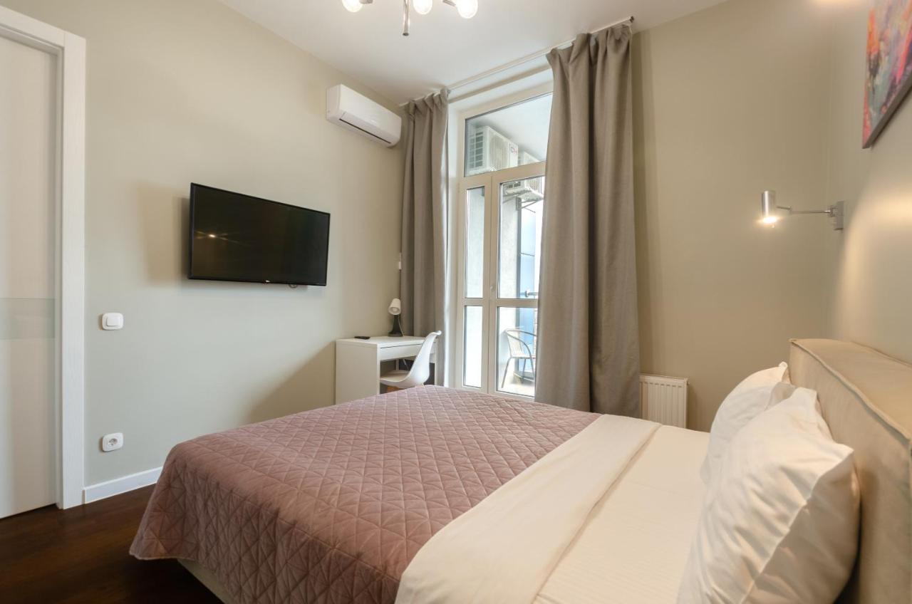 Petrovdom 408-467-471-277-377 In Central Park Cozy Apartments Киев Екстериор снимка